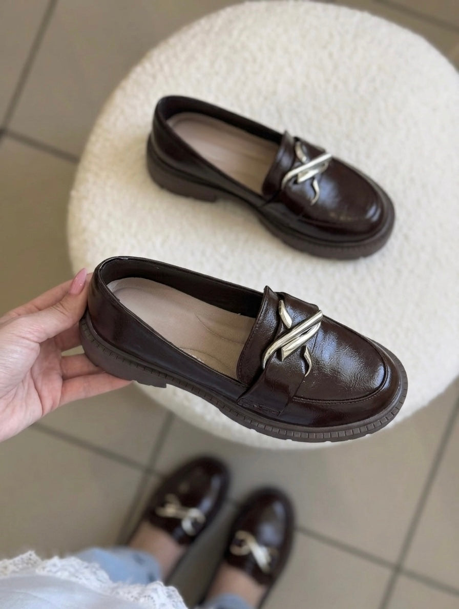 Glossy Loafer