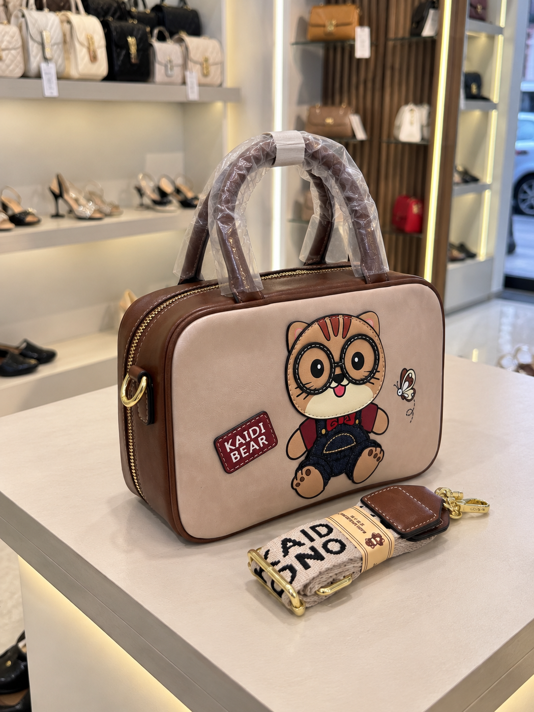 Kaidi Bear Cute Cartoon Crossbody Bag & Handbag