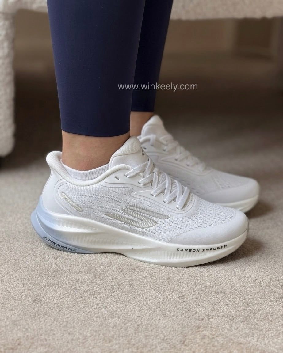 Skechers Aero Burst Sneakes