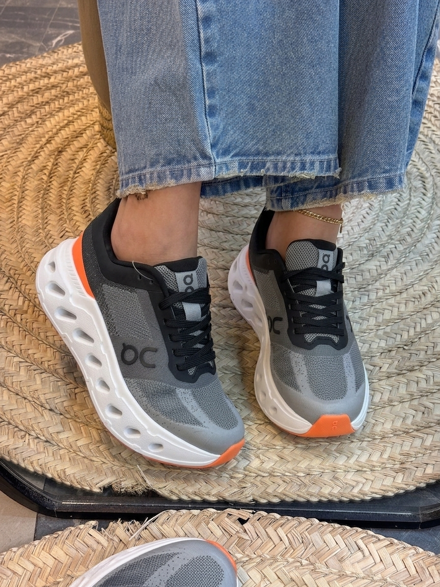 On Cloudmonster 3 Running Shoes