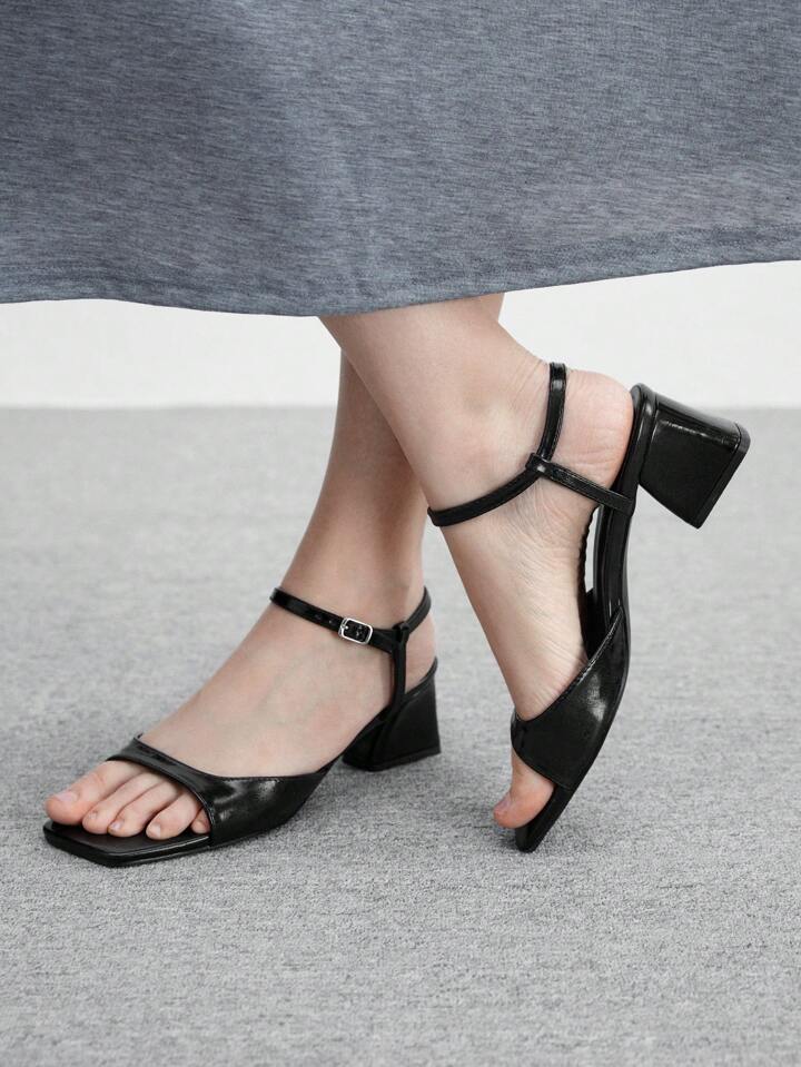 Heels she18
