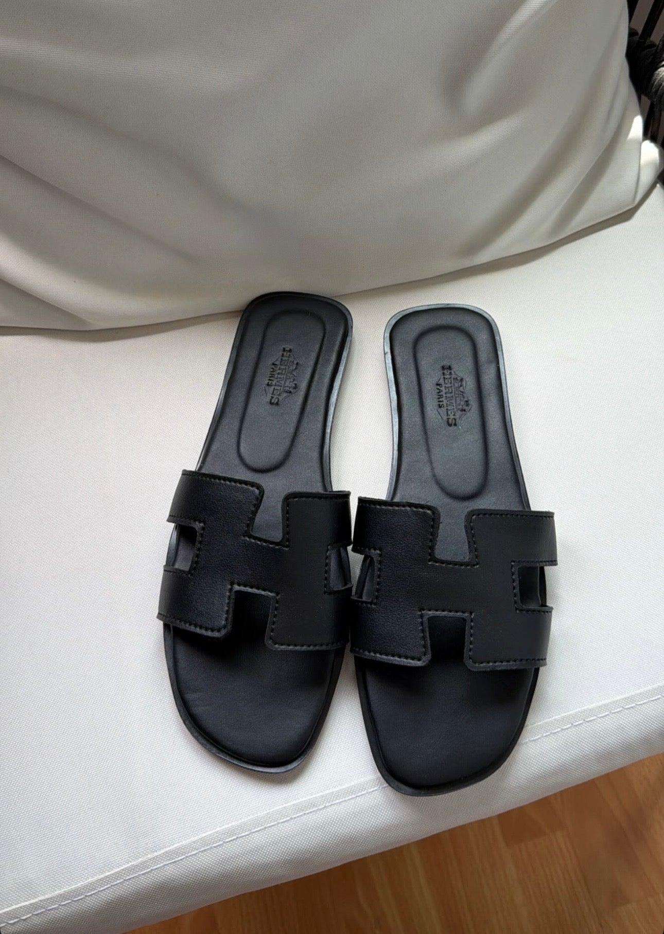 H Slipper