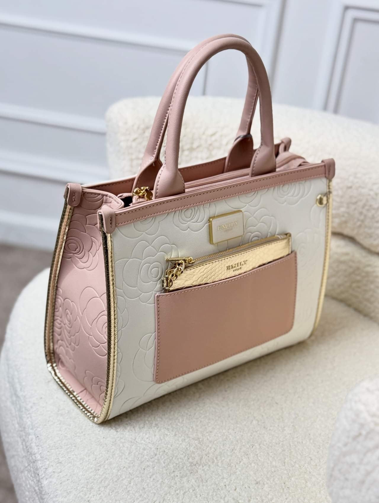 Emily L handbag front pocket