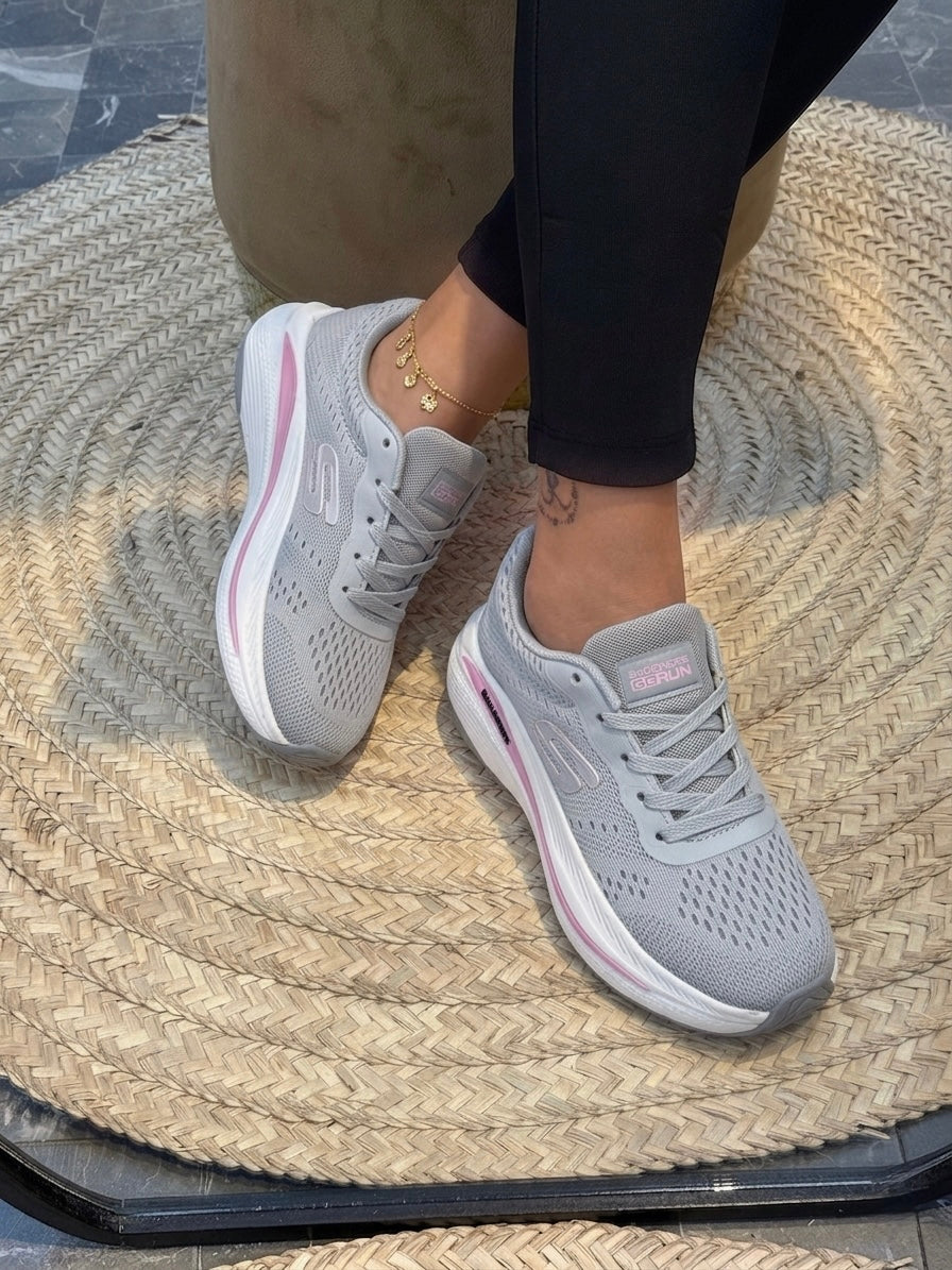 Skechers GOrun Max Cushioning Women's Sneakers