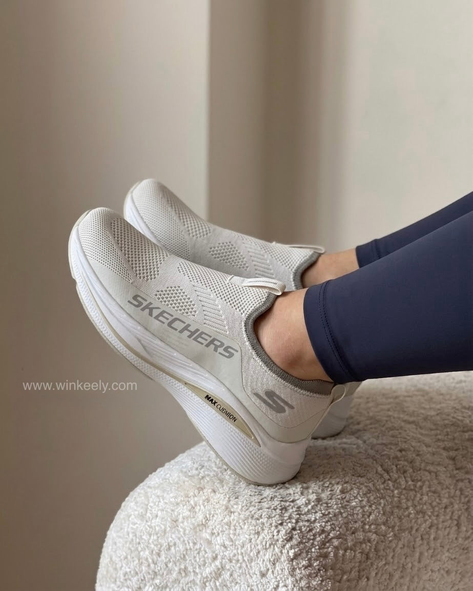 Skechers Max Cushioning Women's Slip-On Sneakers