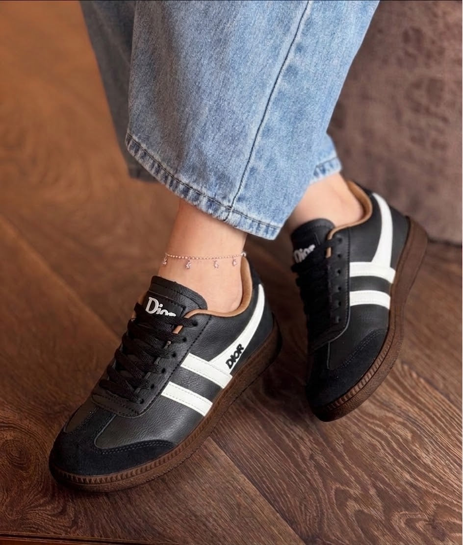 Inspired Low-Top Classic Sneakers