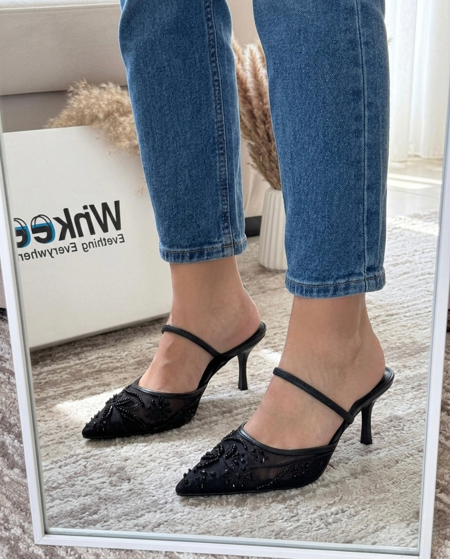 Floral Lace Pumps