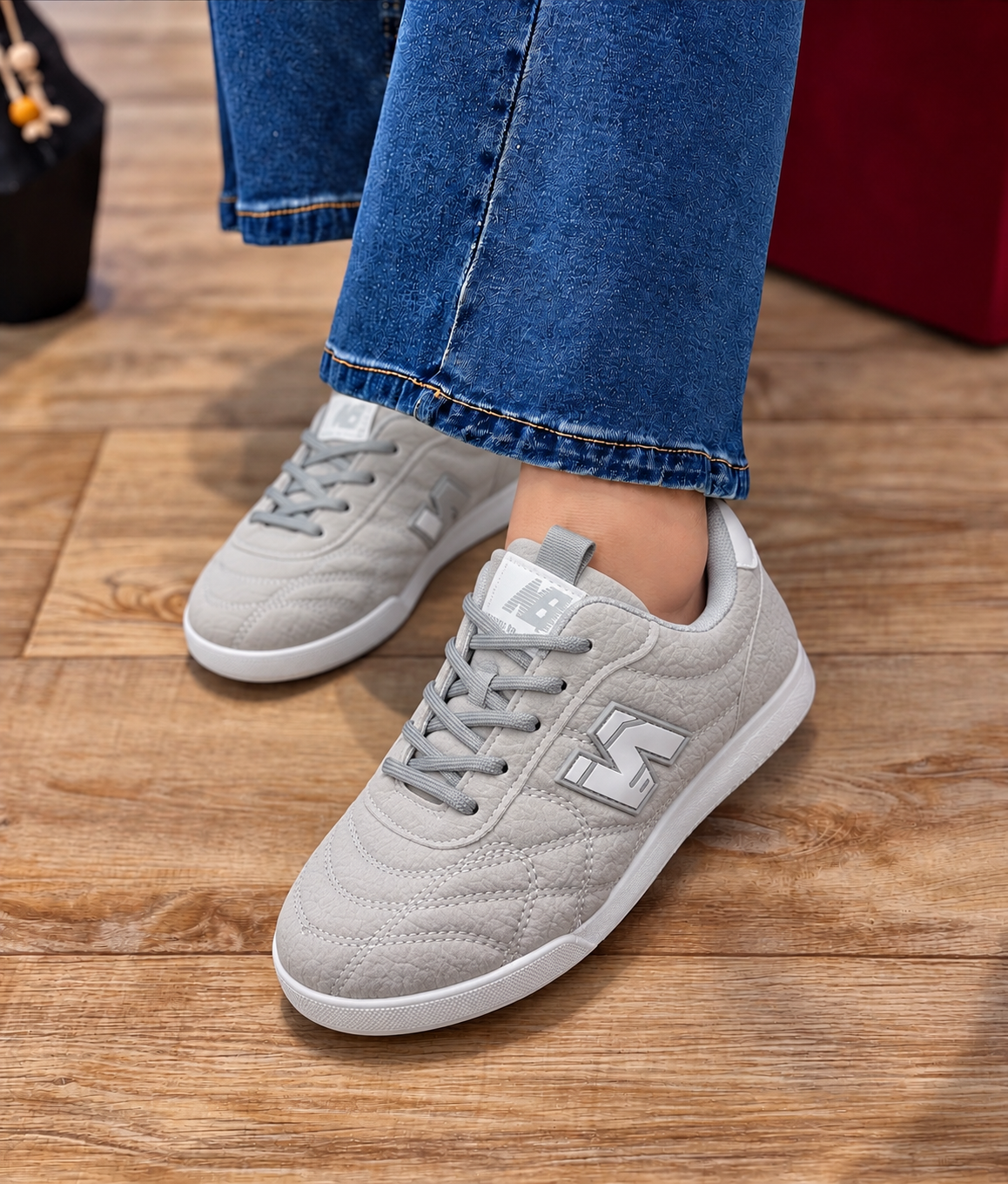 Lightweight Everyday Comfort Sneakers