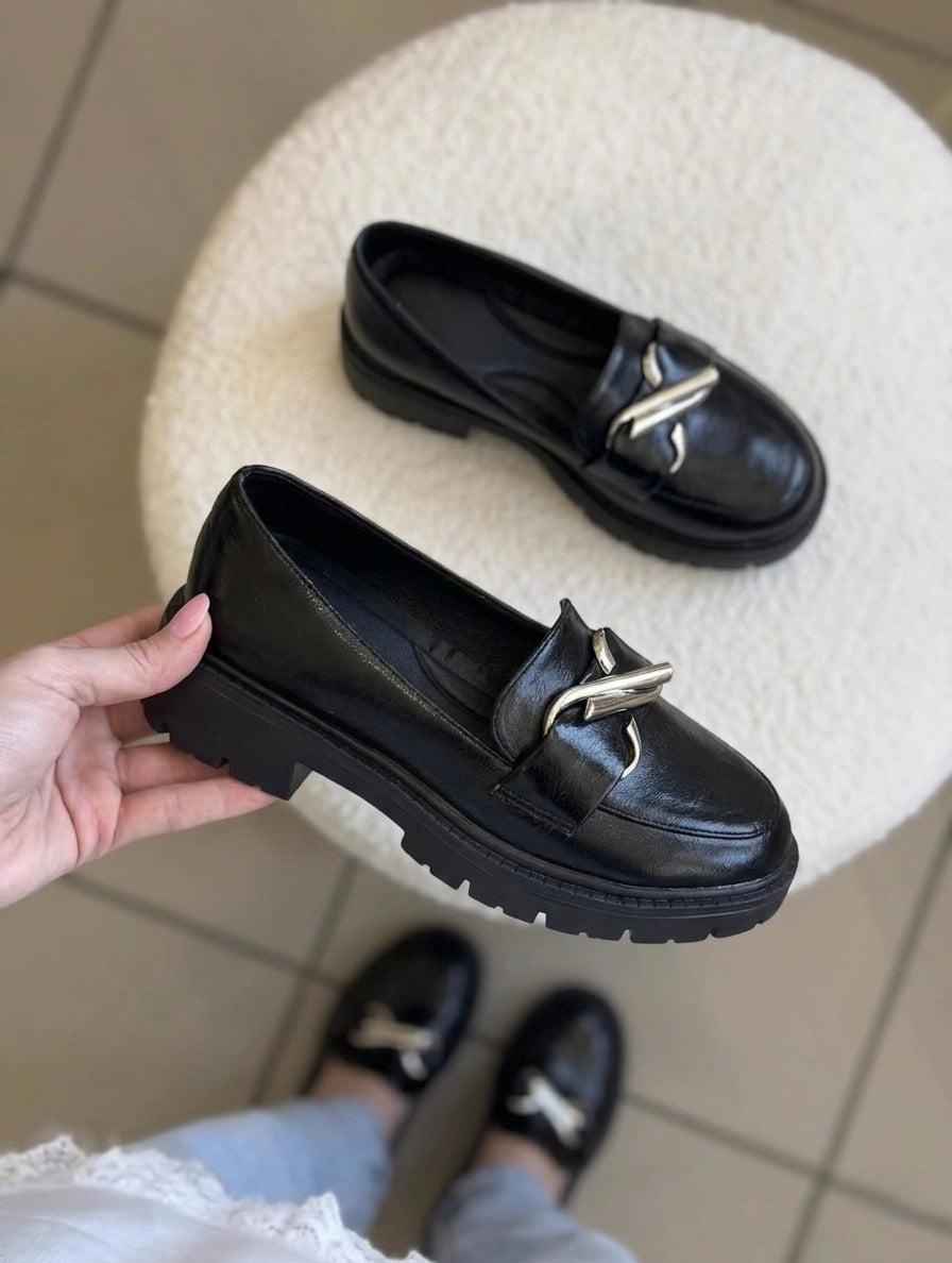 Glossy Loafer