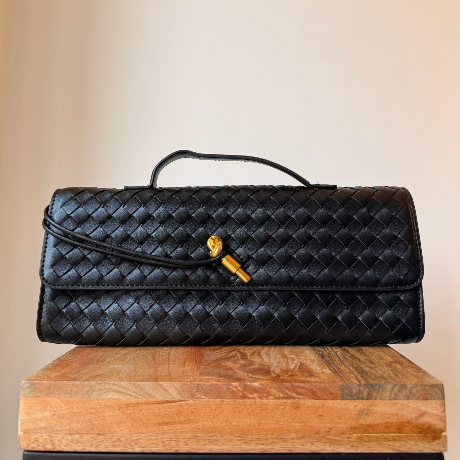 Bottega Veneta Andiamo clutch