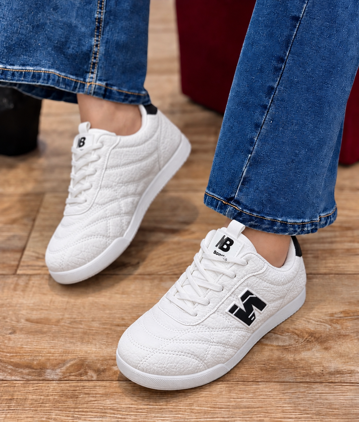 Lightweight Everyday Comfort Sneakers