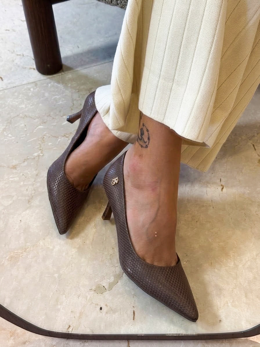 Embossed Pointed-Toe Kitten Heels