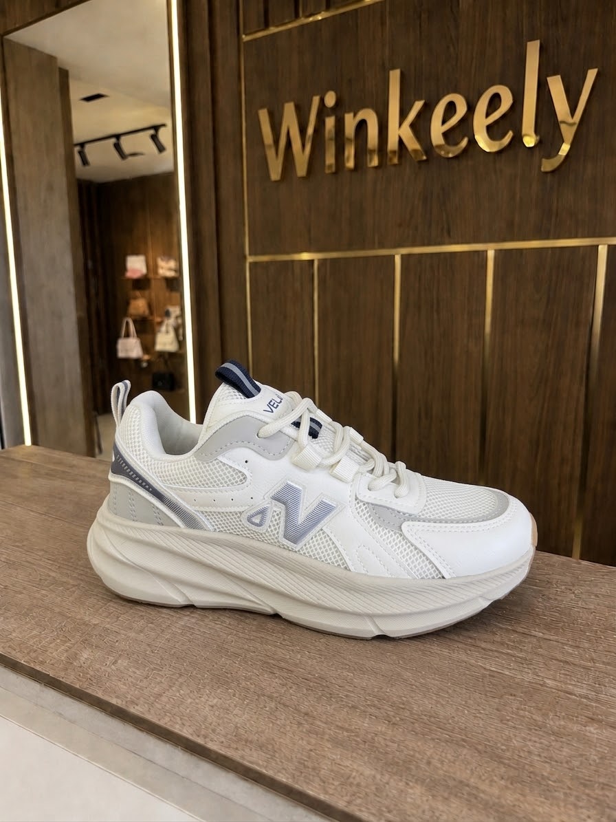 New Balance 530 Metallic