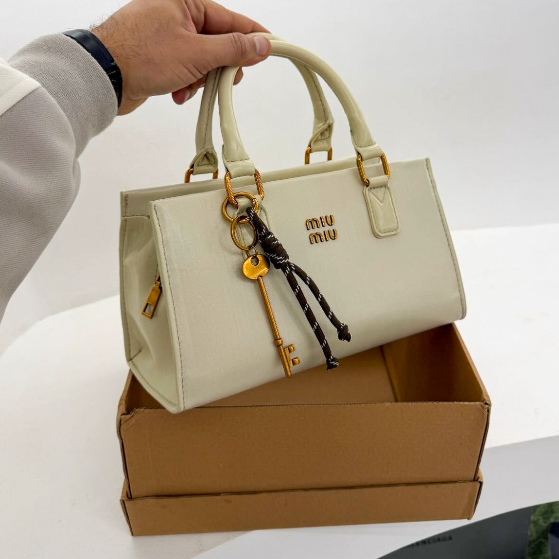 Miu Miu D