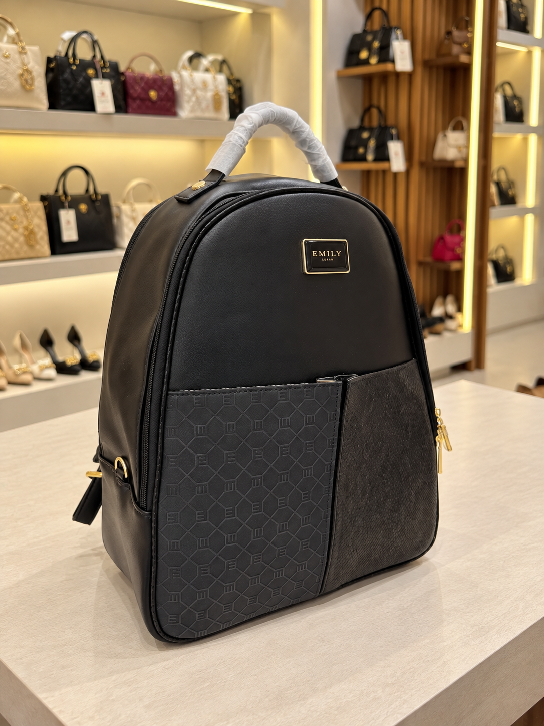 CHIC MULTI TEXTURED DAILY ESSENTIAL BACKPACK BAG