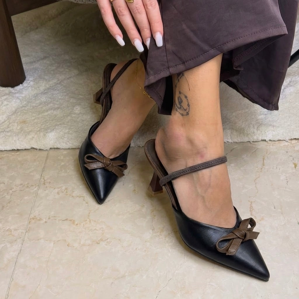 Elegant Contrast Bow Pointed Toe Heels