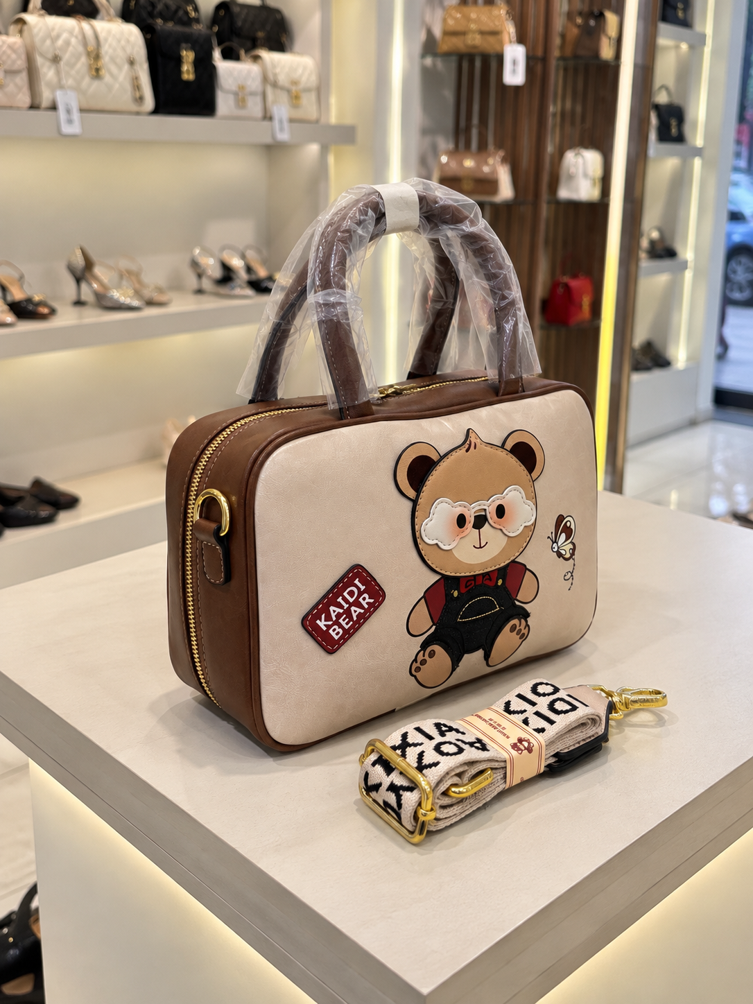Kaidi Bear Cute Cartoon Crossbody Bag & Handbag